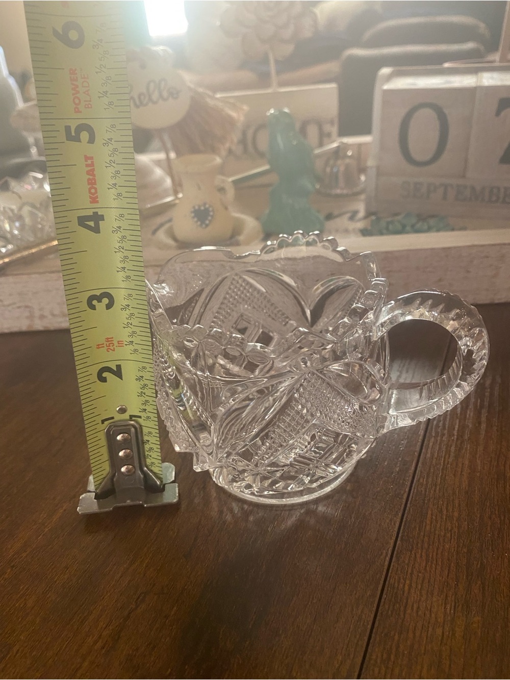 Starburst Pattern Creamer Cup - Picture 4 of 5